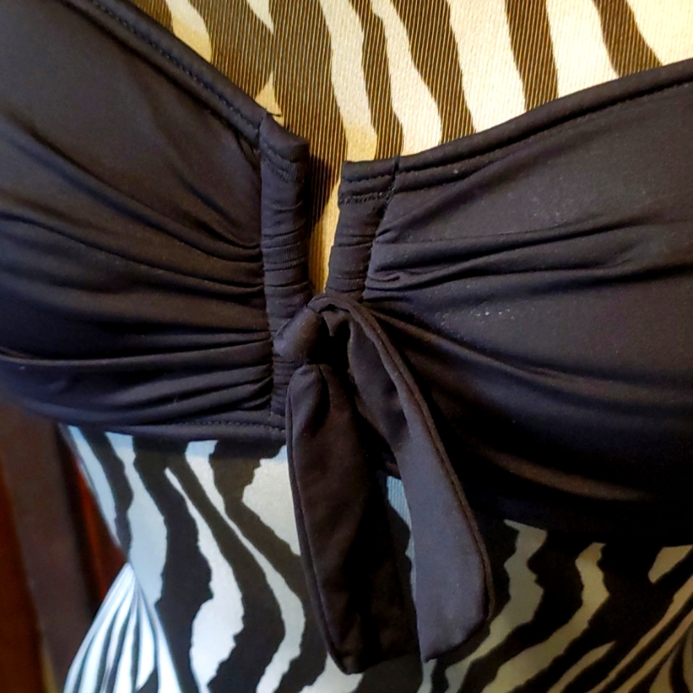 🍃 Tommy Bahama bikini top XS - Picture 2 of 6